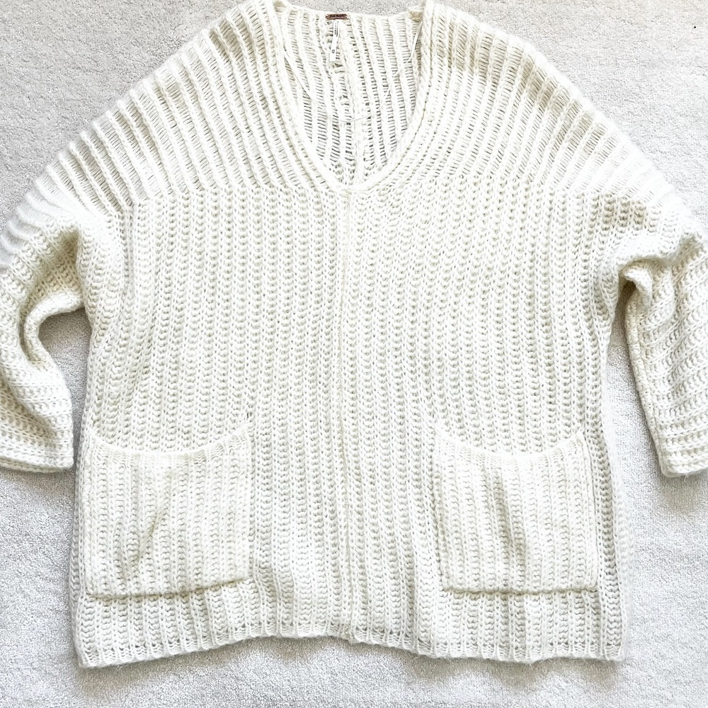 FREE PEOPLE OVERSIZED Deep Vee Patch Pocket Ivory Tunic Wool Blend - Picture 8 of 8